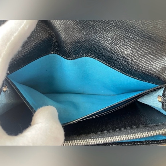 Authentic BVLGARI Leather Bifold WOC, COA - Picture 6 of 13